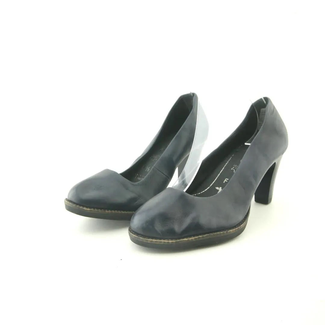 TAMARIS . High Heels With Wings