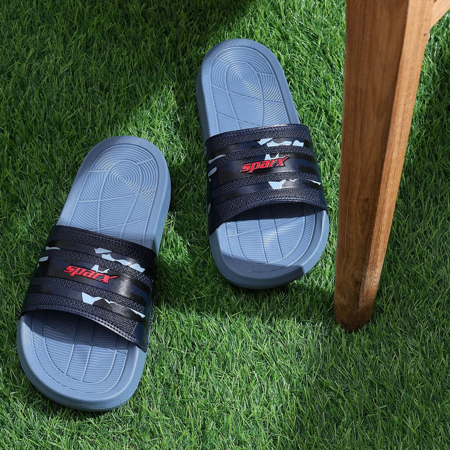 Slip-on Slippers Slippers for Men SFG 193