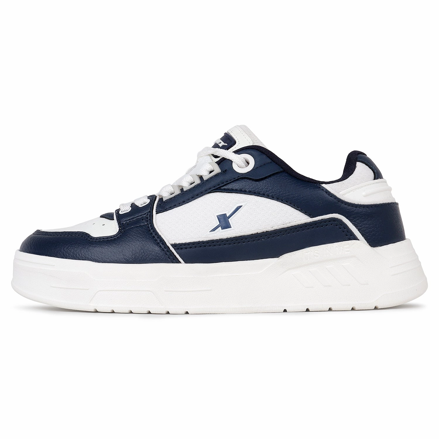 Sneakers for Men SM 1023 Flare Jeans With Sneakers