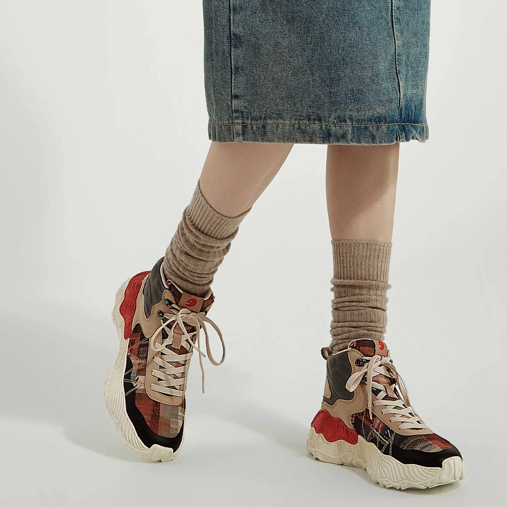 Good Sneakers Autumn Picnic Teide Park III Women