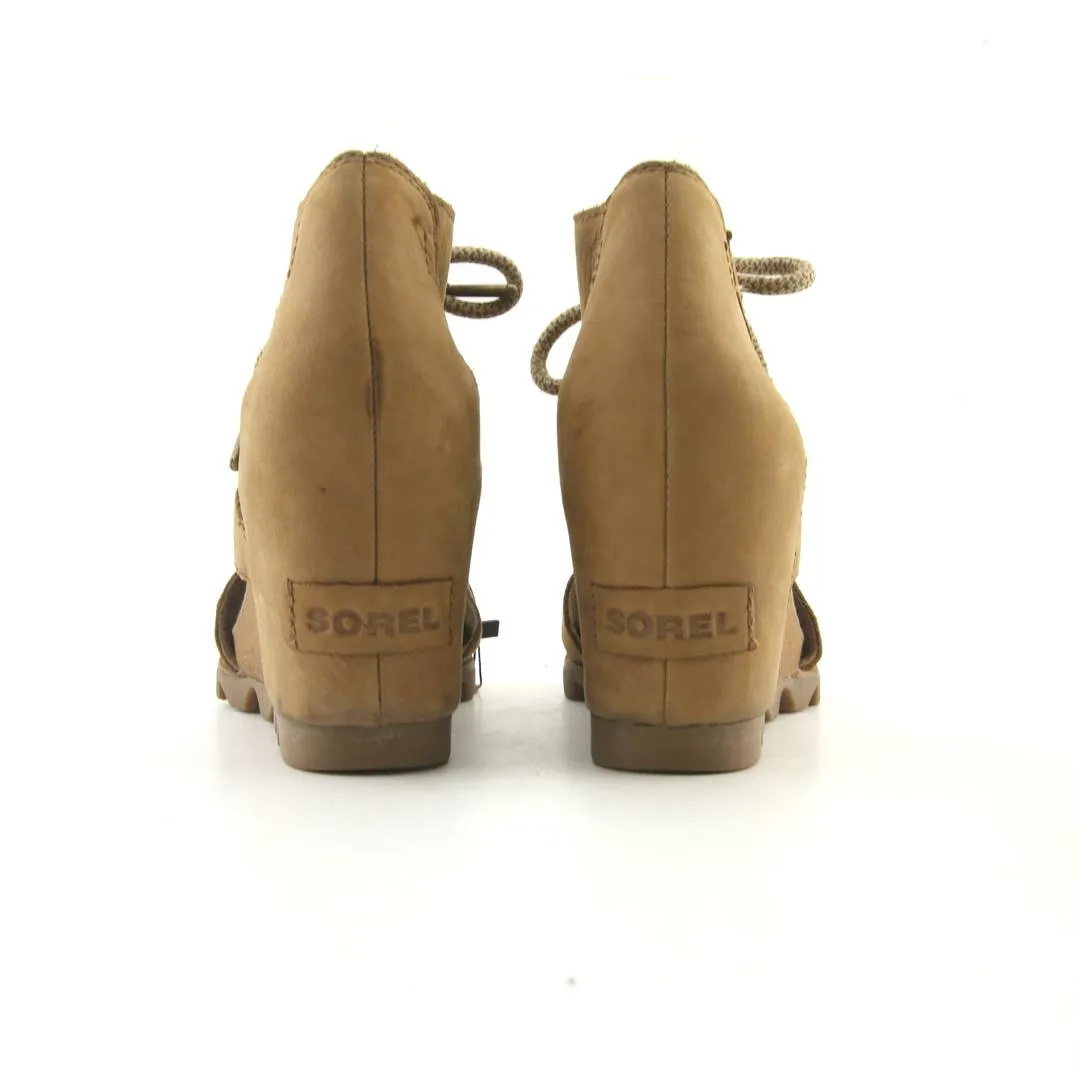 SOREL JOANIE II With High Heel Boots