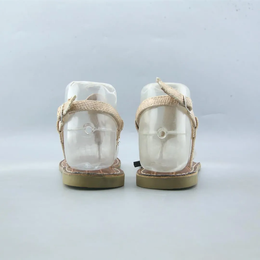 MERRY SCOTT . Flat Sole Workout Shoes