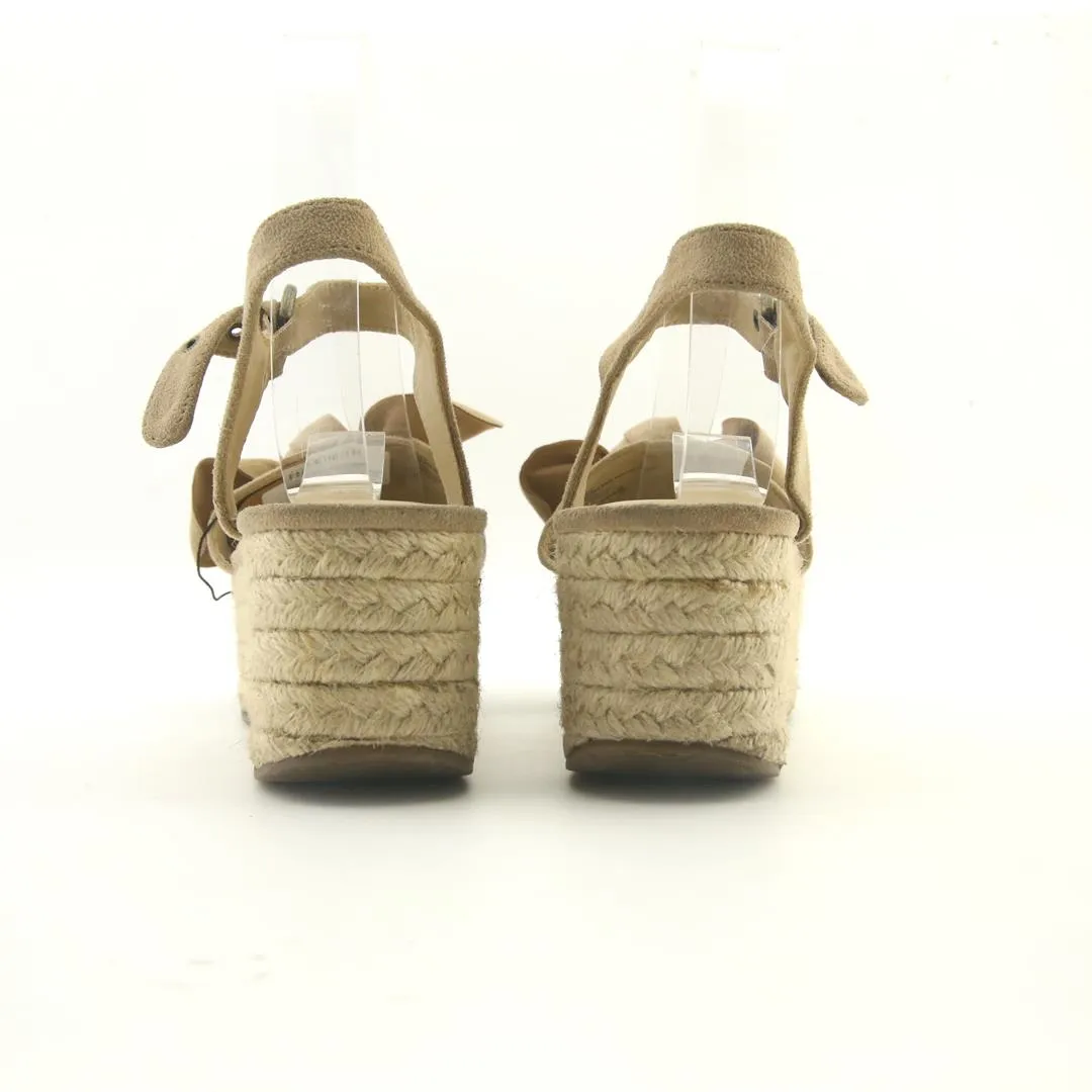 Steelers Heel Shoes UNIVERSAL THREAD .