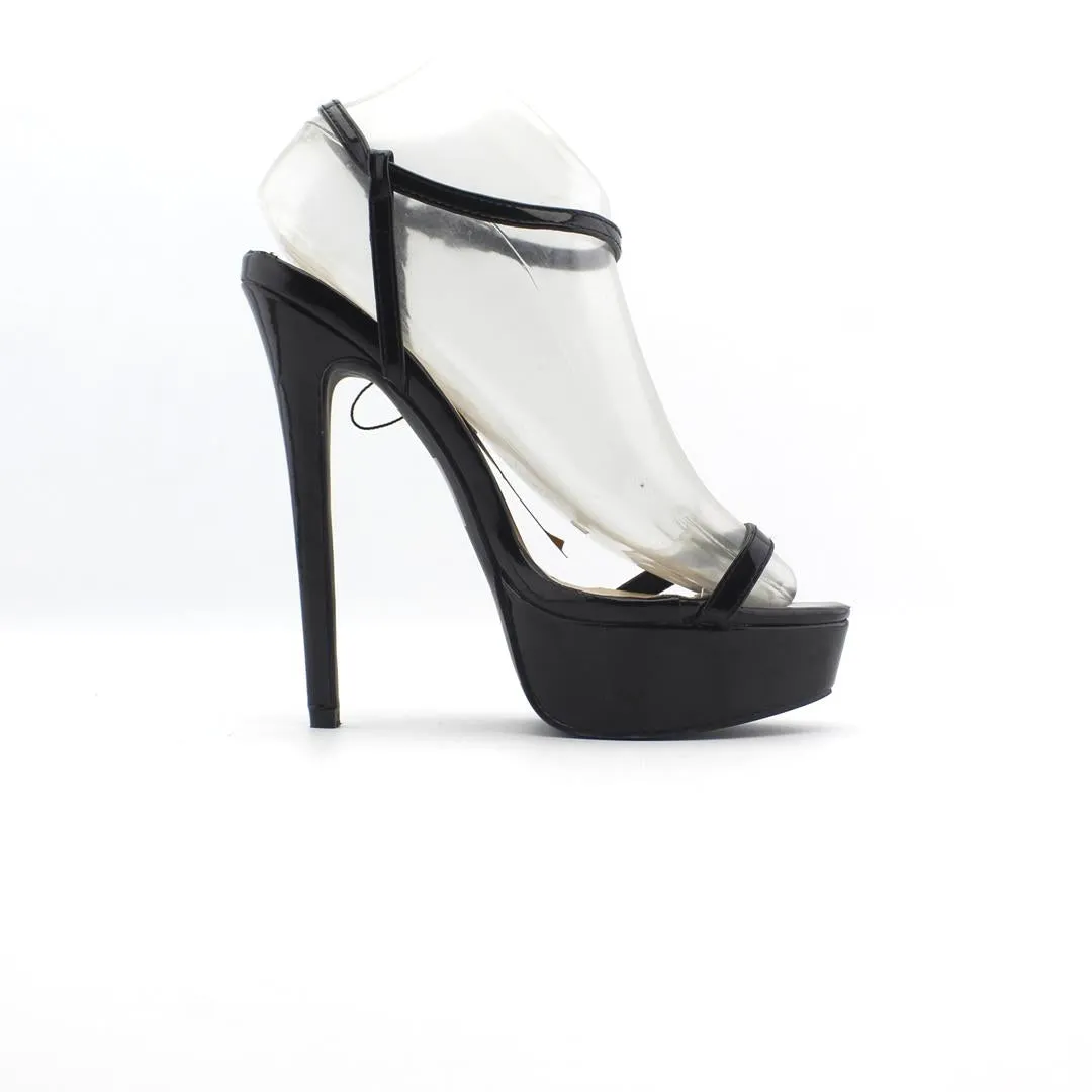 SIMMI LONDON . High Heel Homicide