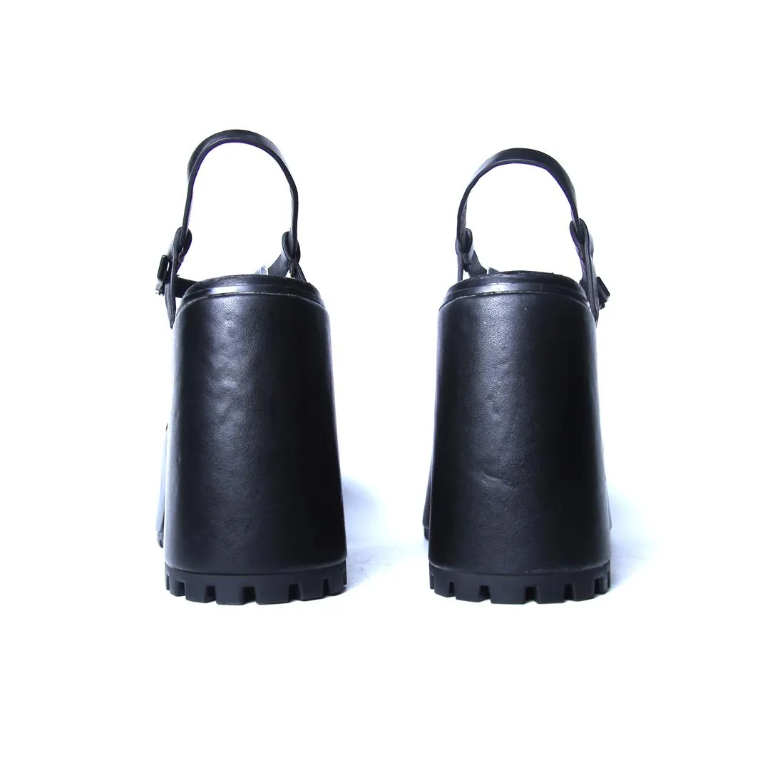 Affordable High Heels STRADIVARIUS .