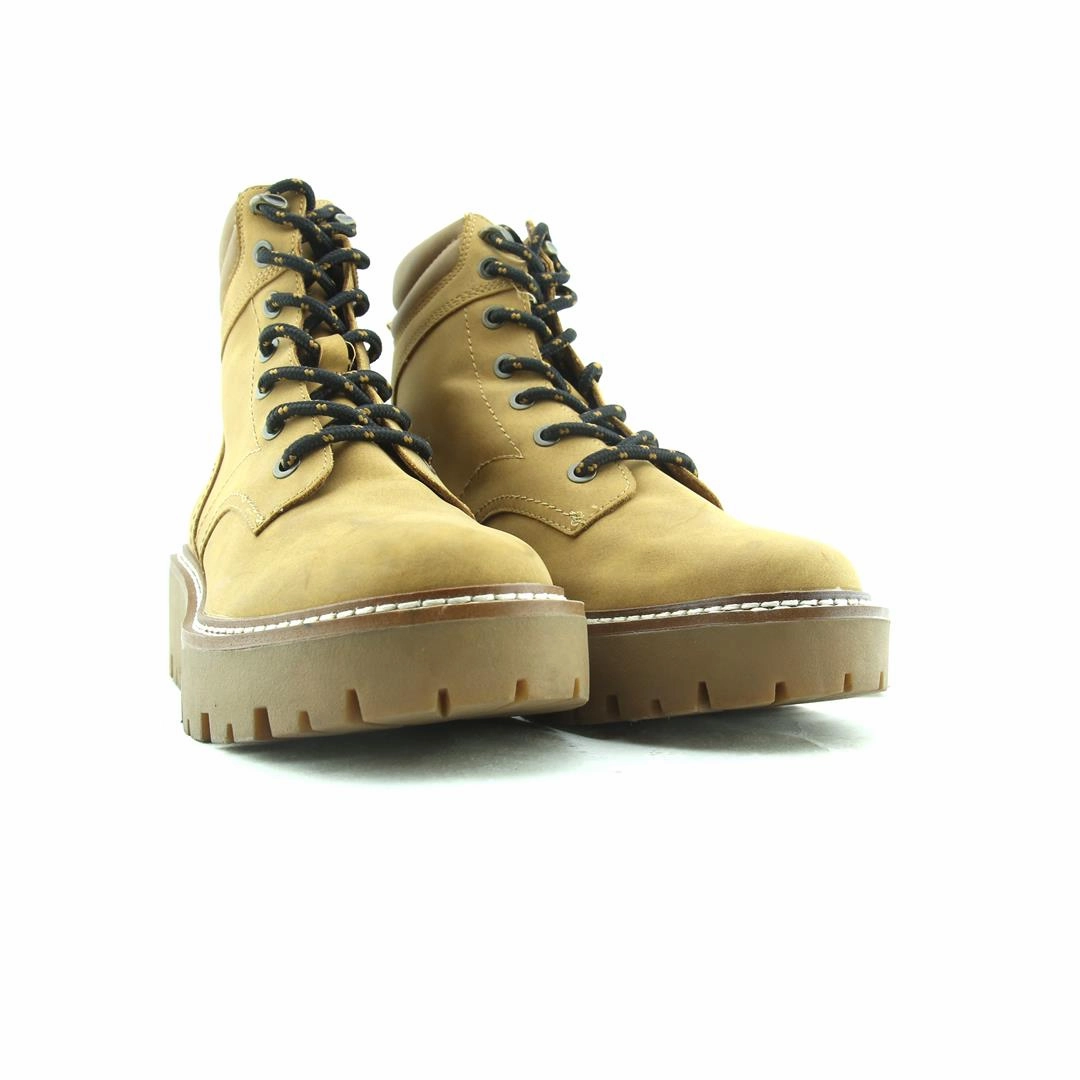 STRADIVARIUS . Northface Boots