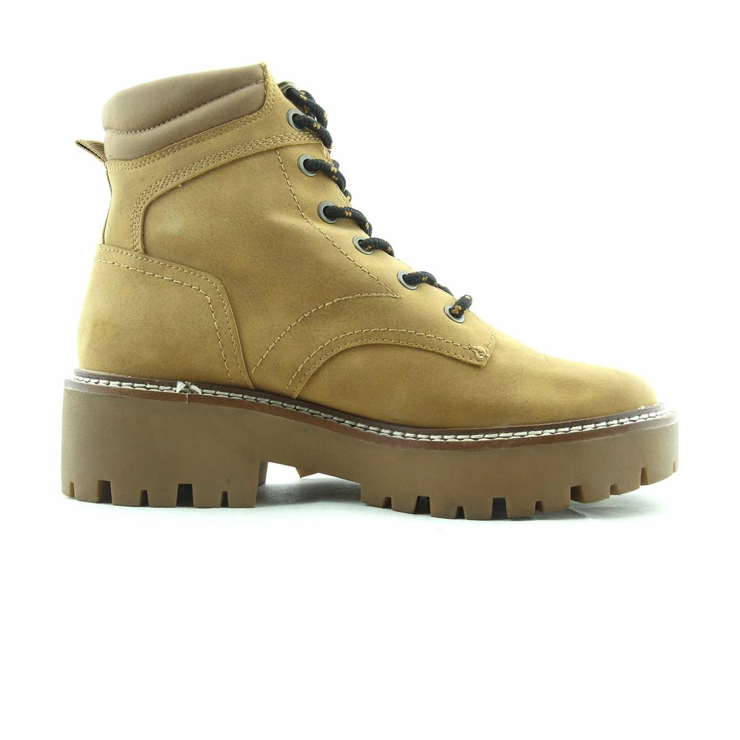 STRADIVARIUS . Broad Square Toe Boots