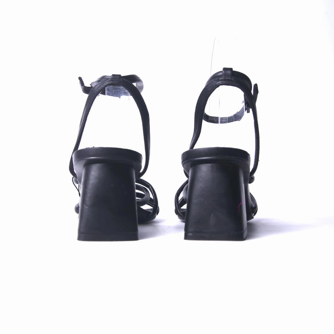 Convertible High Heels STRADIVARIUS .