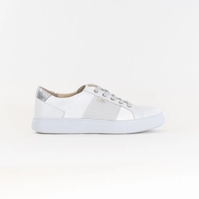 Flat Track Hot Shoe Finn Comfort Omaha (Women's) - White