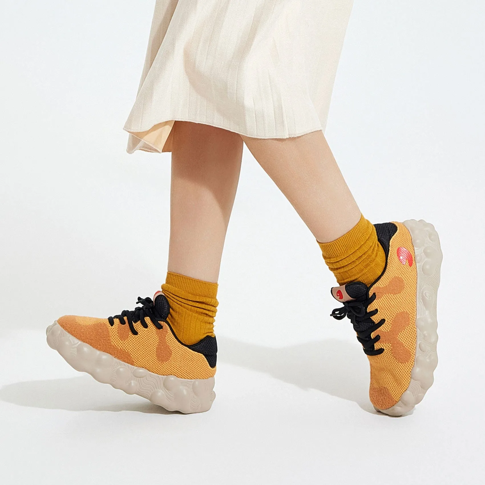 Cheap Quality Basketball Shoes Golden Cream Figueras I Women