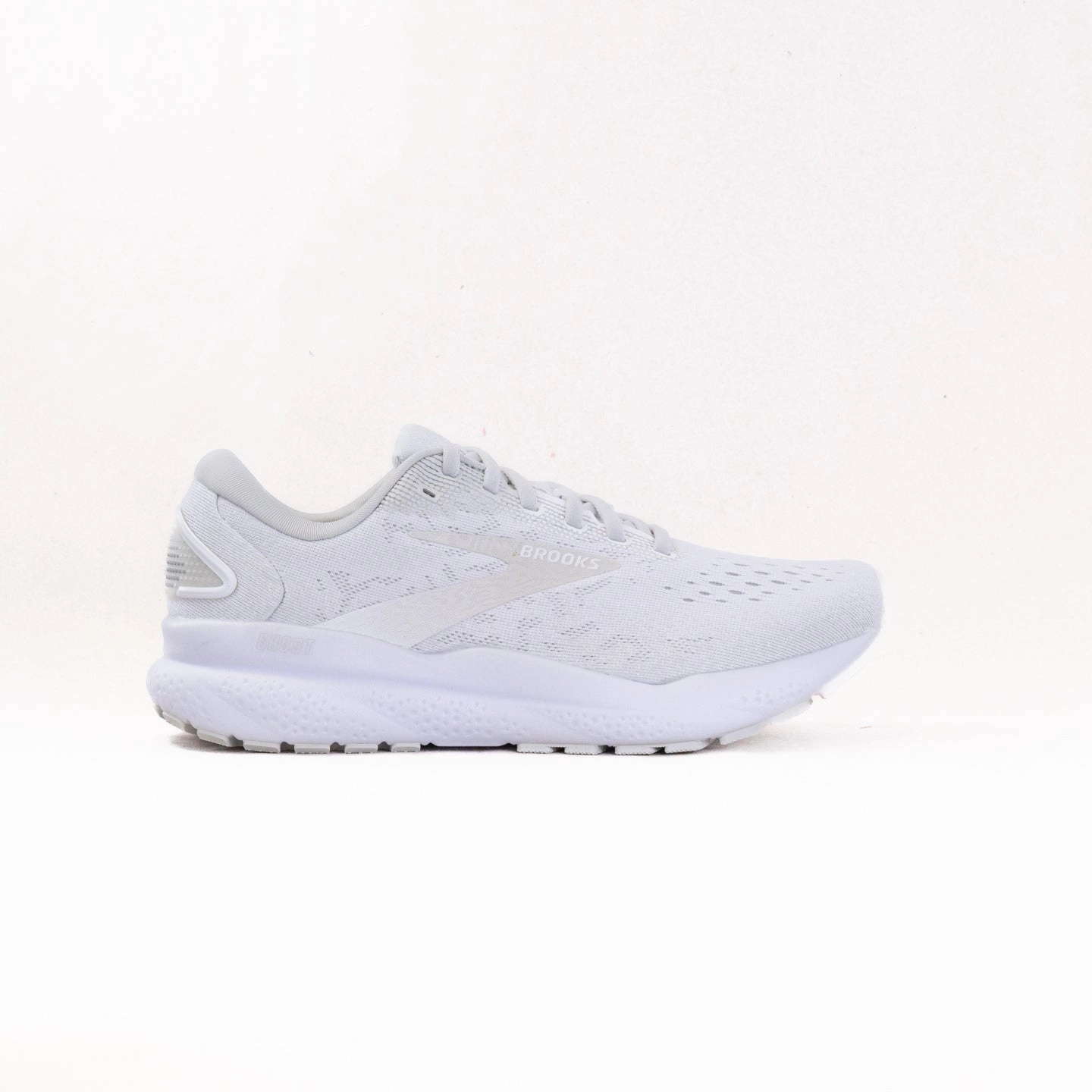 White Basketball Shoes Brooks Ghost 16 (Womens) - White/White/Grey