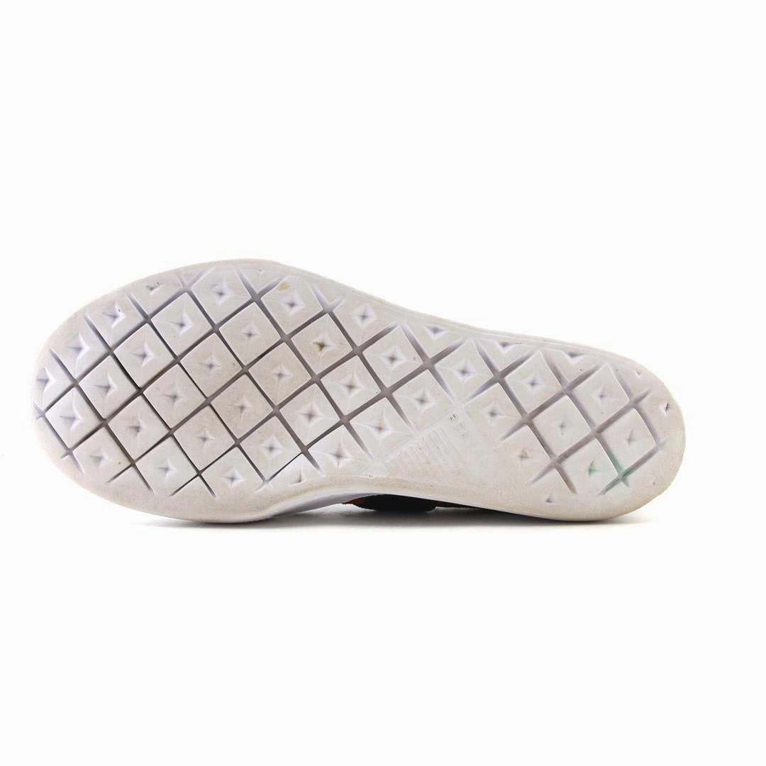 CONVERSE ALL STAR Closed Toe Slip On