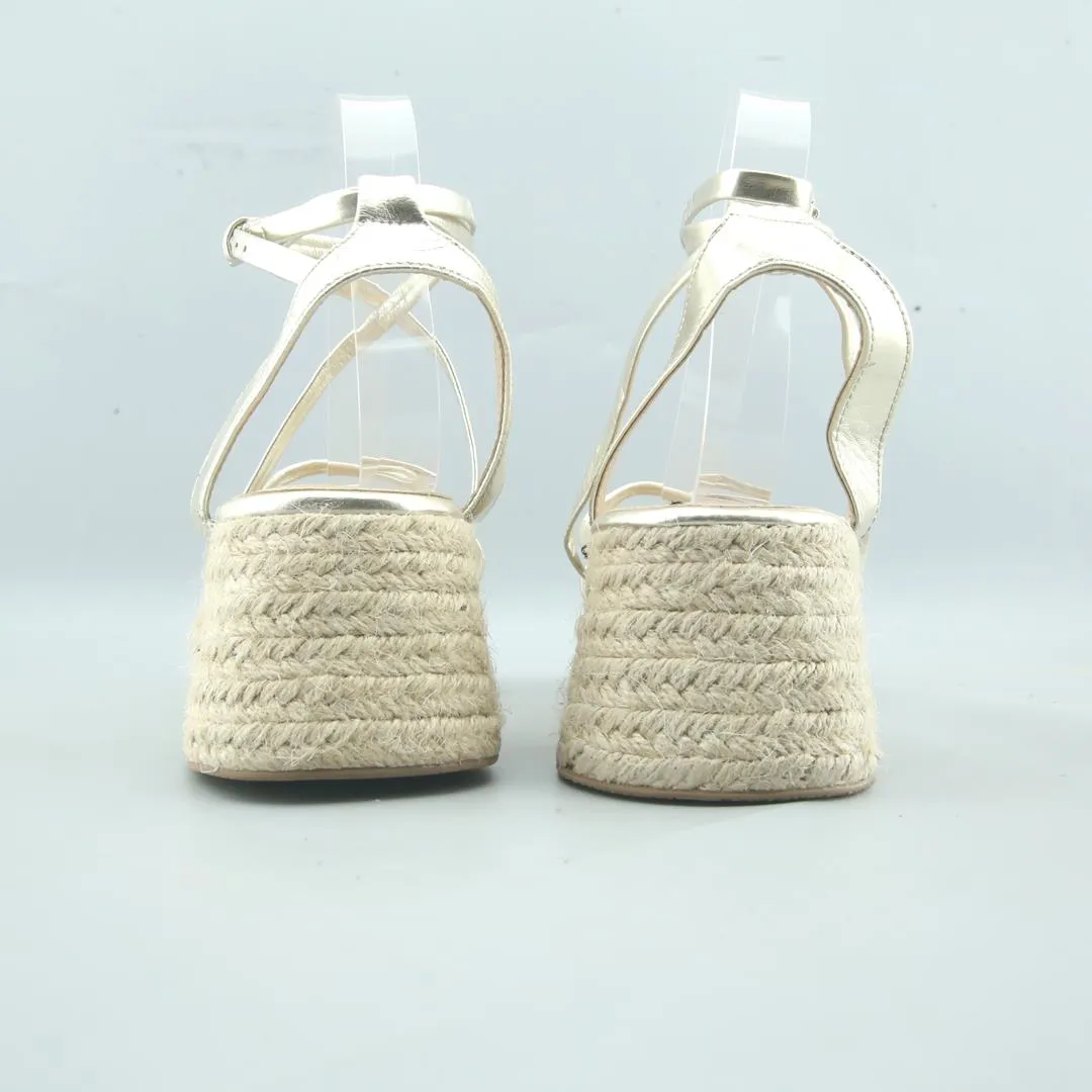 High Heels With No Back Heel LEFTIES .