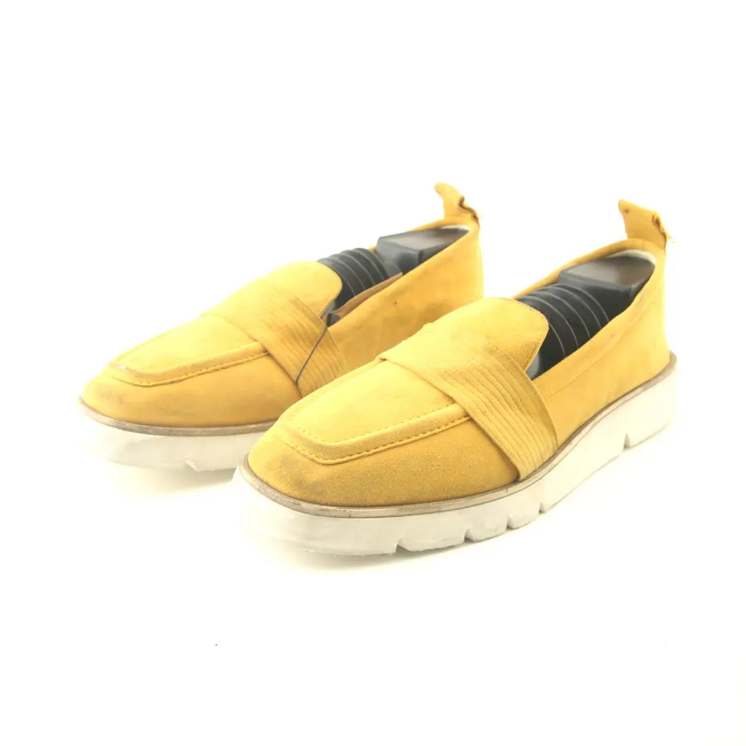 Slip-on Waterproof Shoes TAMARIS .
