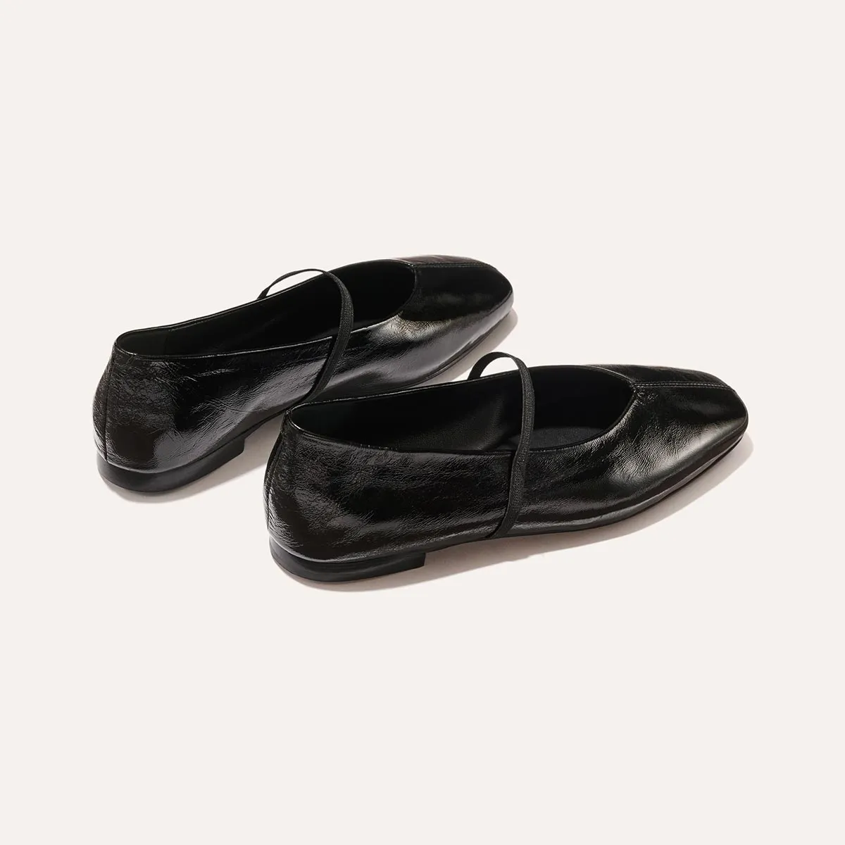 Comfortable Fashionable Flat Shoes The Phoebe - Black Crinkle-Gloss Nappa