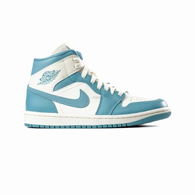 Banned Basketball Shoes Air Jordan 1 Mid 'University Blue' Women's (2022)