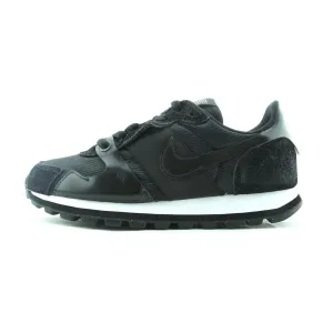On Cloud Running Shoes Uk Sale NIKE V-LOVE O.X.