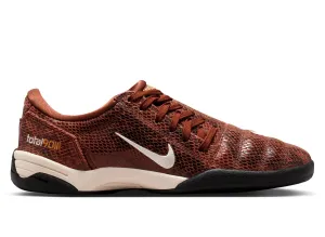 Women's Nike Total 90 SE Nike Platinum Shoes