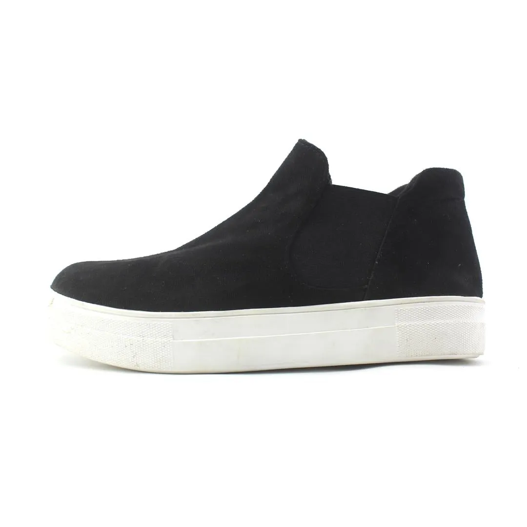 UNR8ED . Slip On Sneakers Amazon