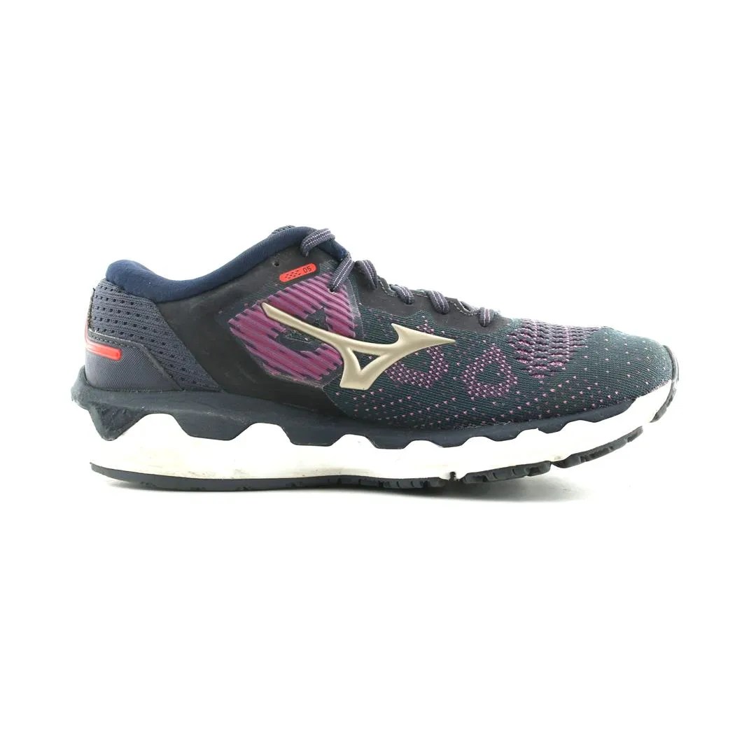 MIZUNO WAVE HORIZON 5 Revolution 7 Big Kids' Running Shoes