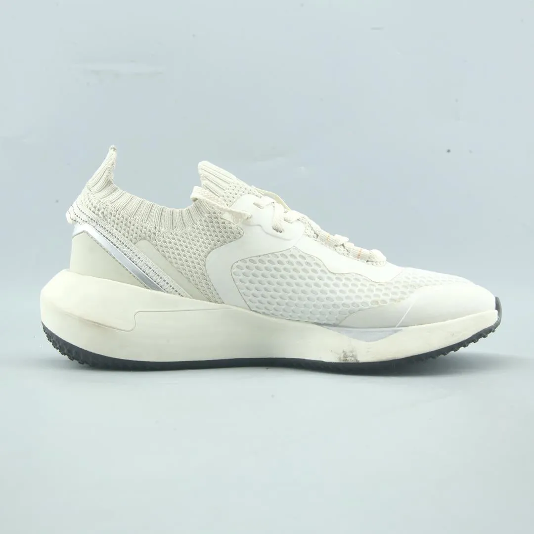 4e Running Shoes OYSHO .