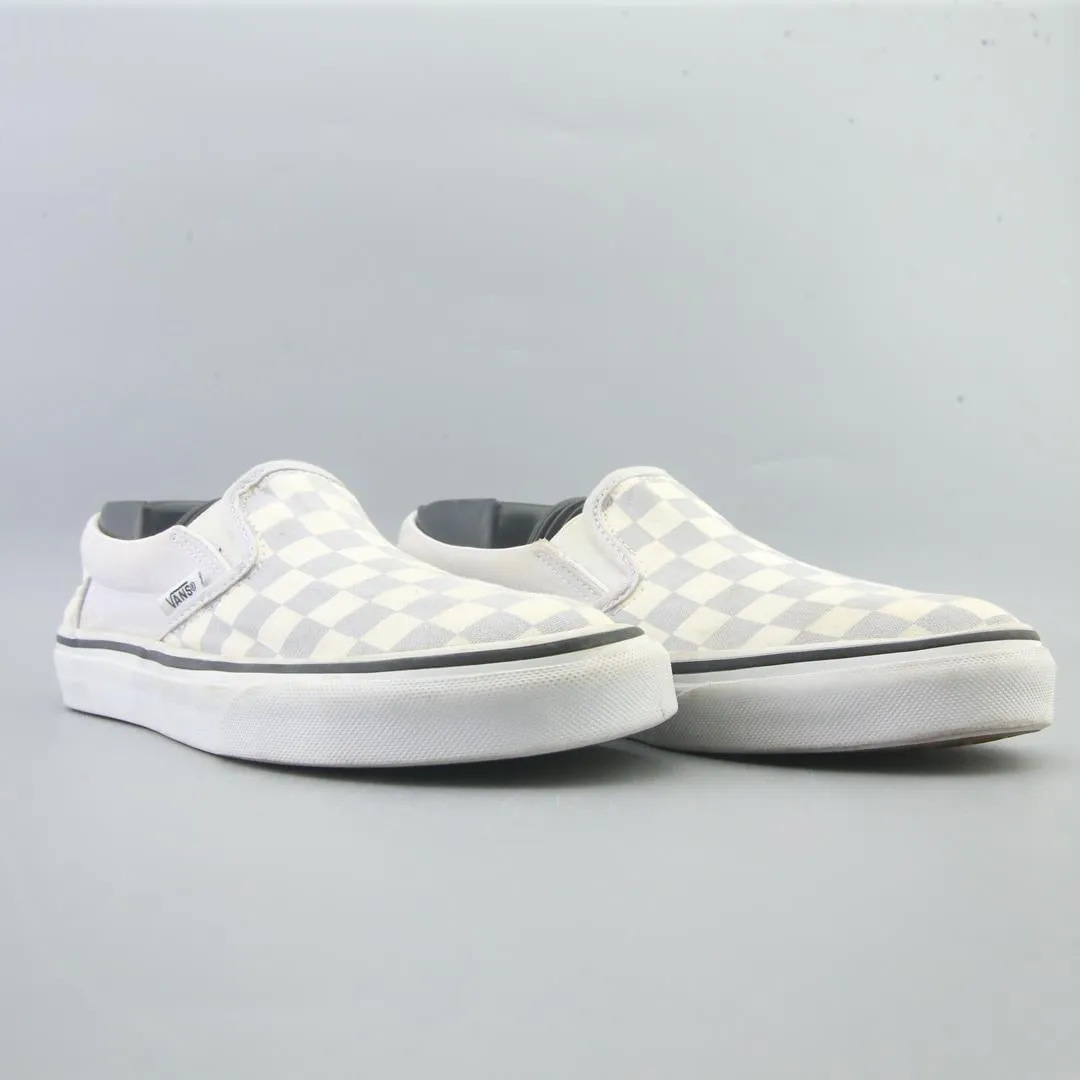 Best Slip-on Shoes For Elderly VANS CLASSIC CHECKERBOARD