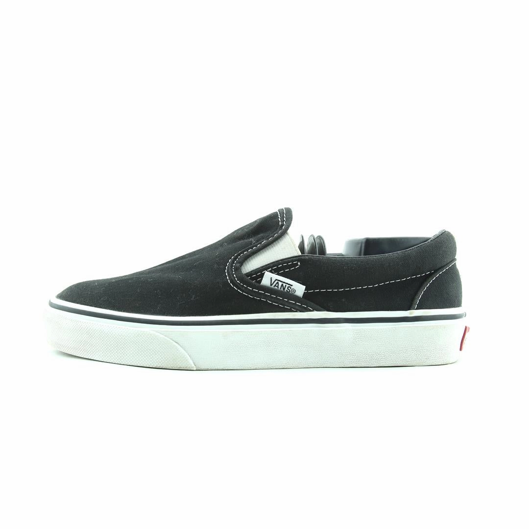 Wide Fit Slip Ons VANS CLASSIC