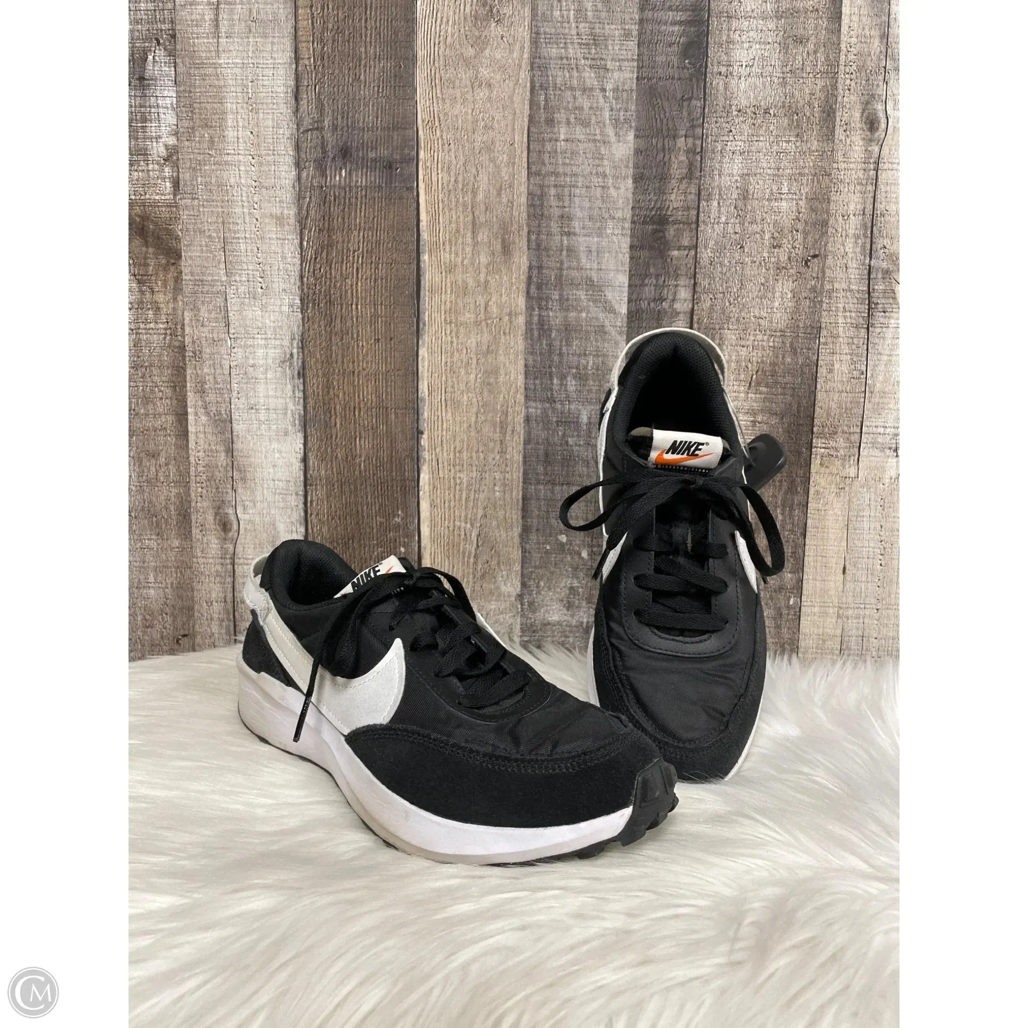 Nike Journey Run Running Shoes Shoes Athletic By Nike In Black, Size: 9