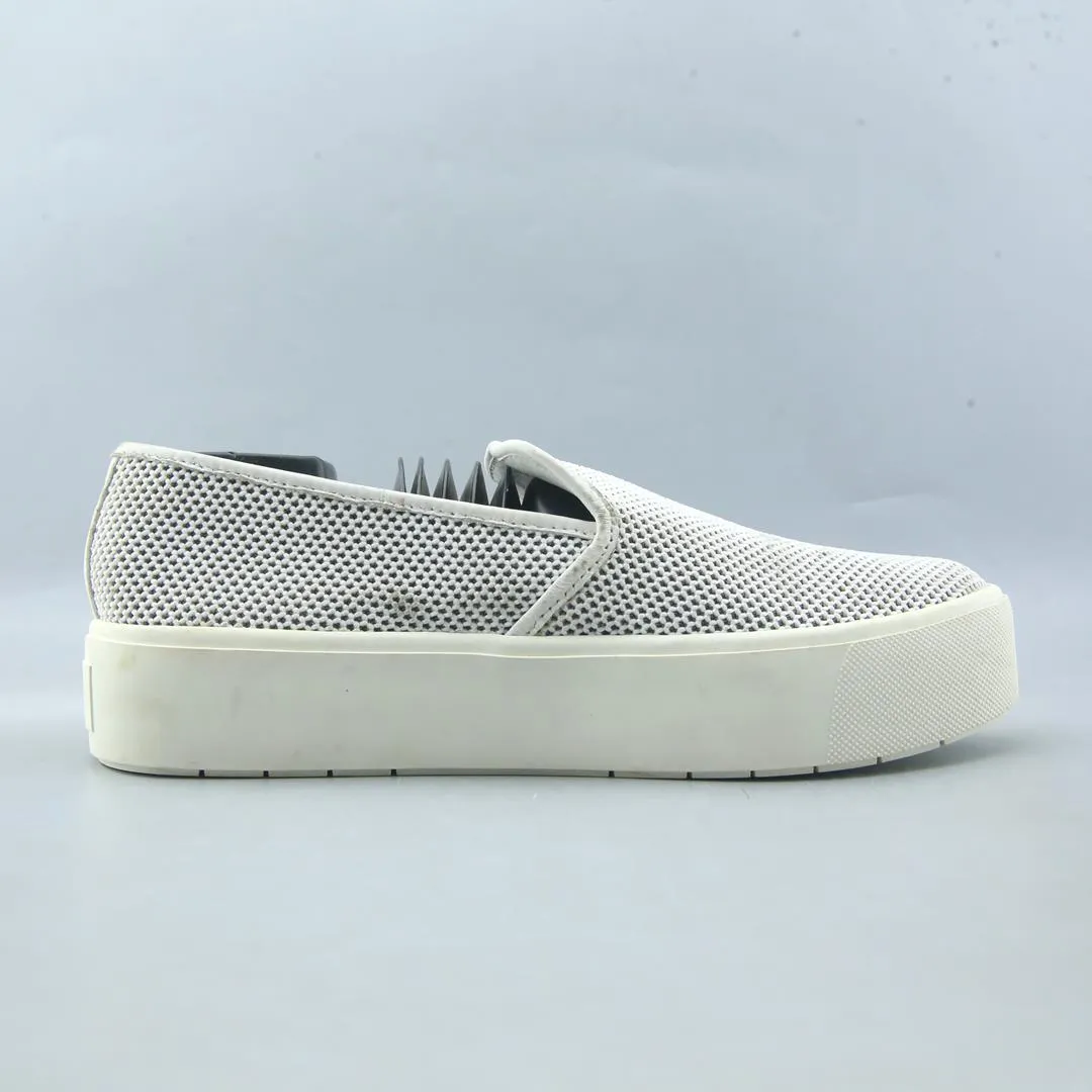 VINCE. BRENDEN Original Slip On Sneaker