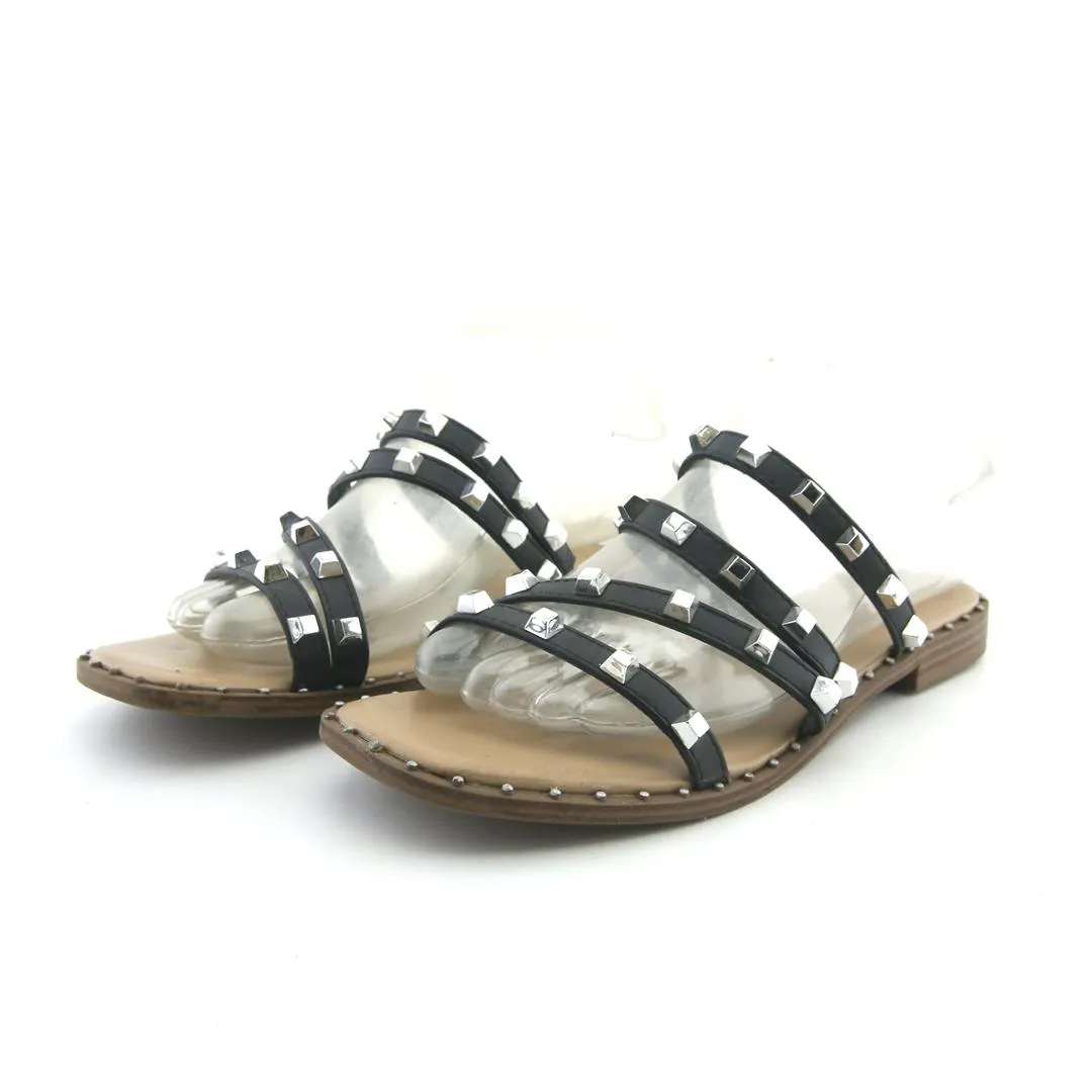 A NEWDAY . Heel Pain When Wearing