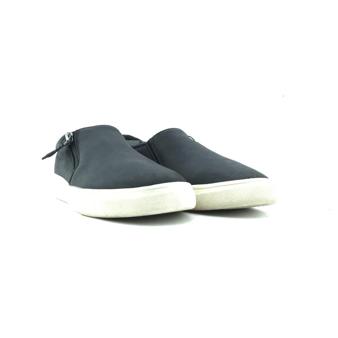 KENSIE . Comfortable Slip On Sandals