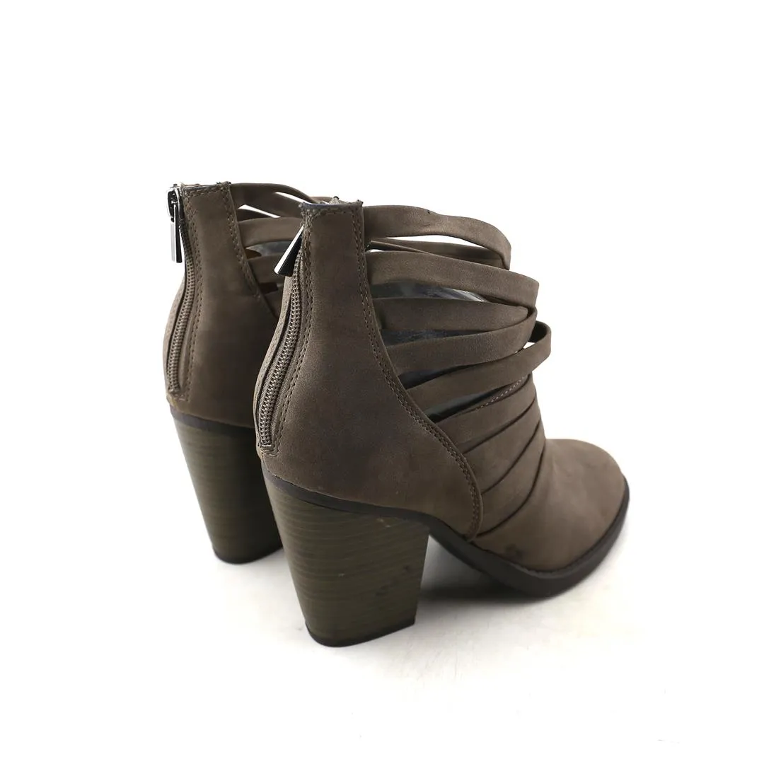 SODA  . Flower Print High Heels