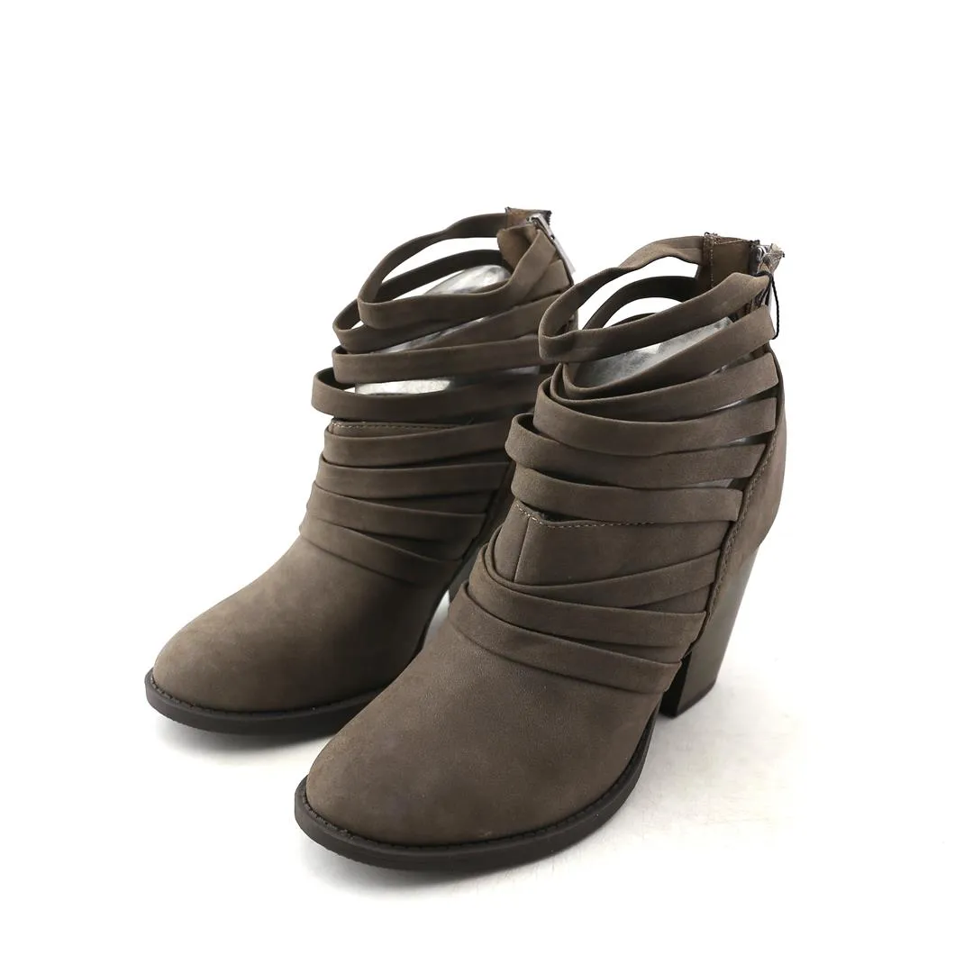 SODA  . Hiking Boot High Heels