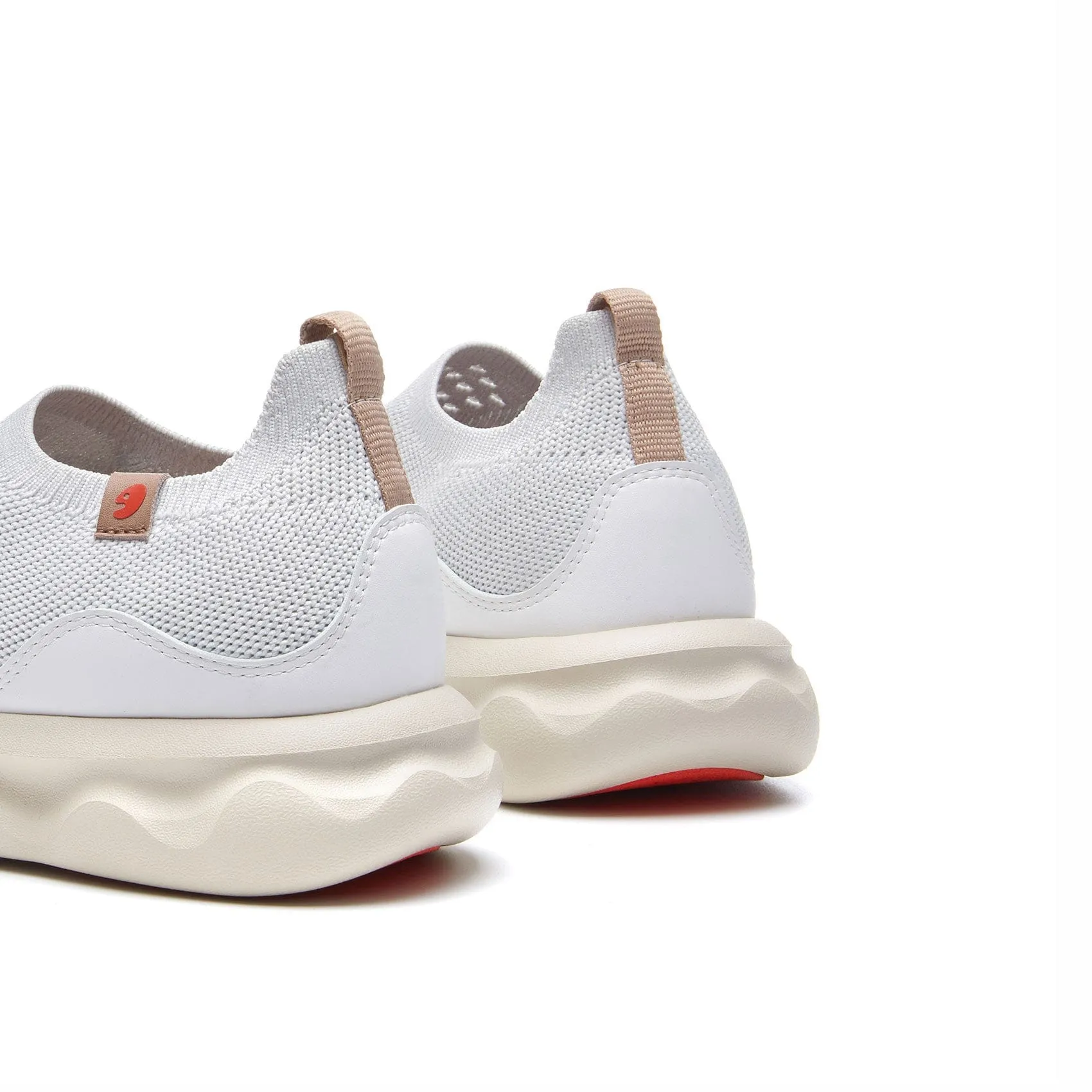 White Smoke Segovia III Women Mizuno Running Sneakers