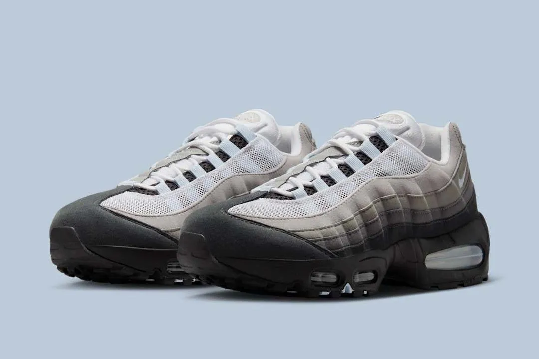 Women's Nike Air Max 95 OG Nike Vapor Pro Tennis Shoe