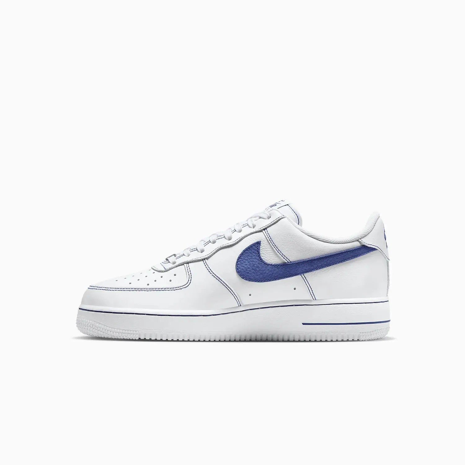 Nike Shoe Size Label Men's Air Force 1 07 LV8 "White Deep Royal Blue"
