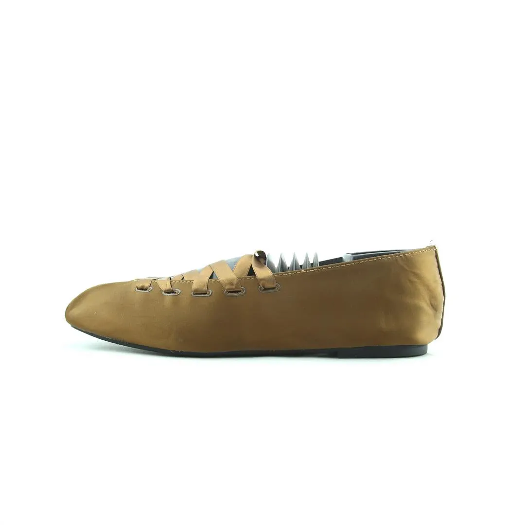 Sprinting Shoes ZARA. .