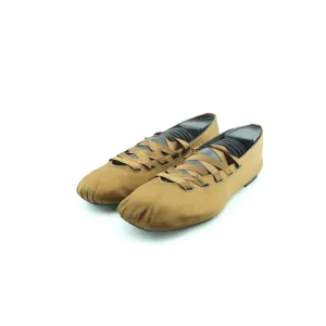 Flat Shoes For Weightlifting ZARA. .