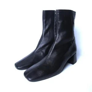 Military Boots Heel ZARA. .