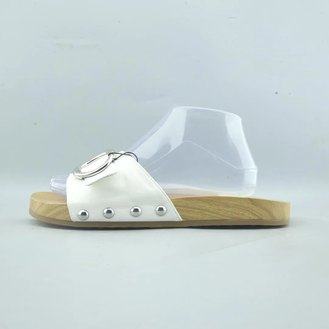 Feet Running Shoes ZARA. .