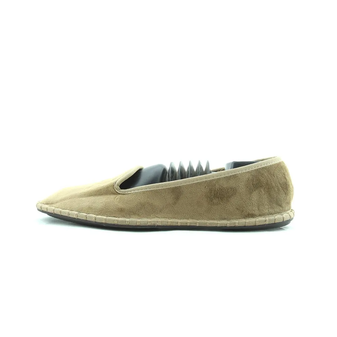ZARA. . Shoe Carnival Slip Ons