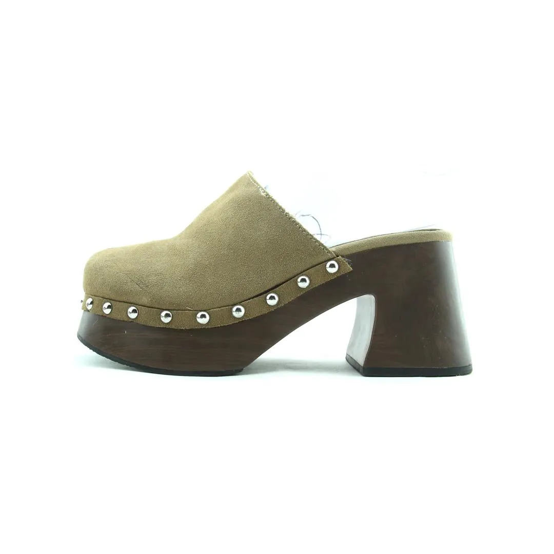 ZARA. . Sex In High Heels