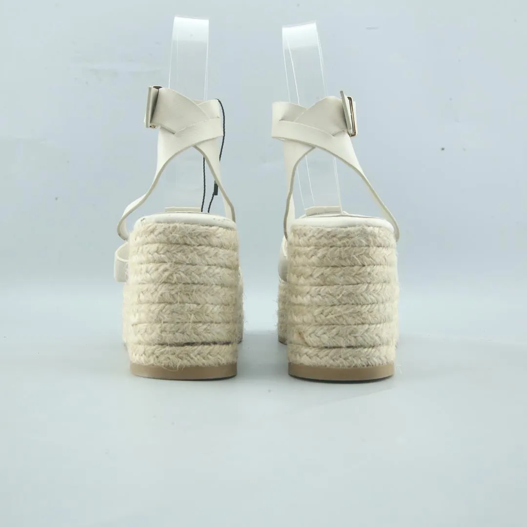 ZARA. . Shoe Inserts