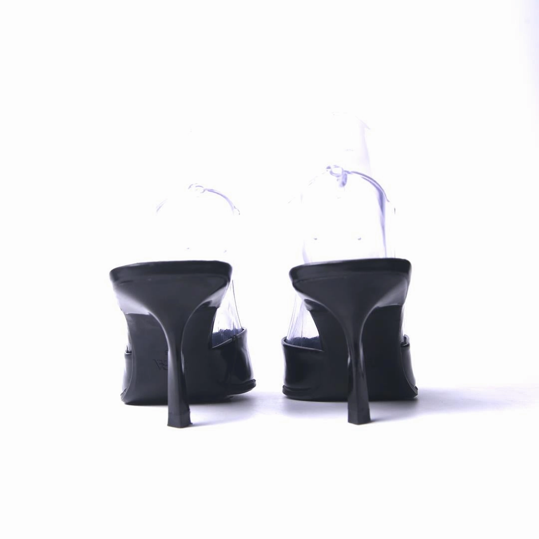 ZARA GIRLS . Size 4.5 Heel Shoes